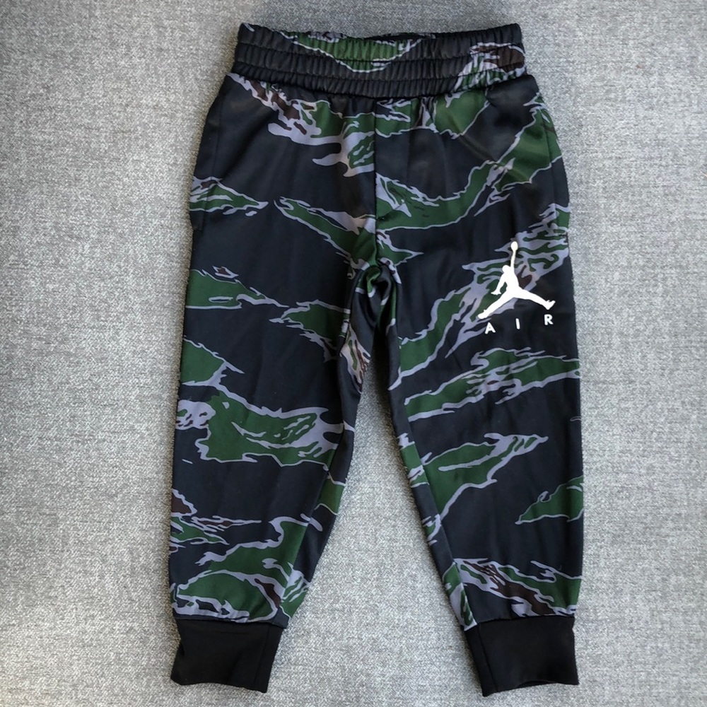 NIKE AIR JORDAN Toddler Jumpman Camo Jogger Pants